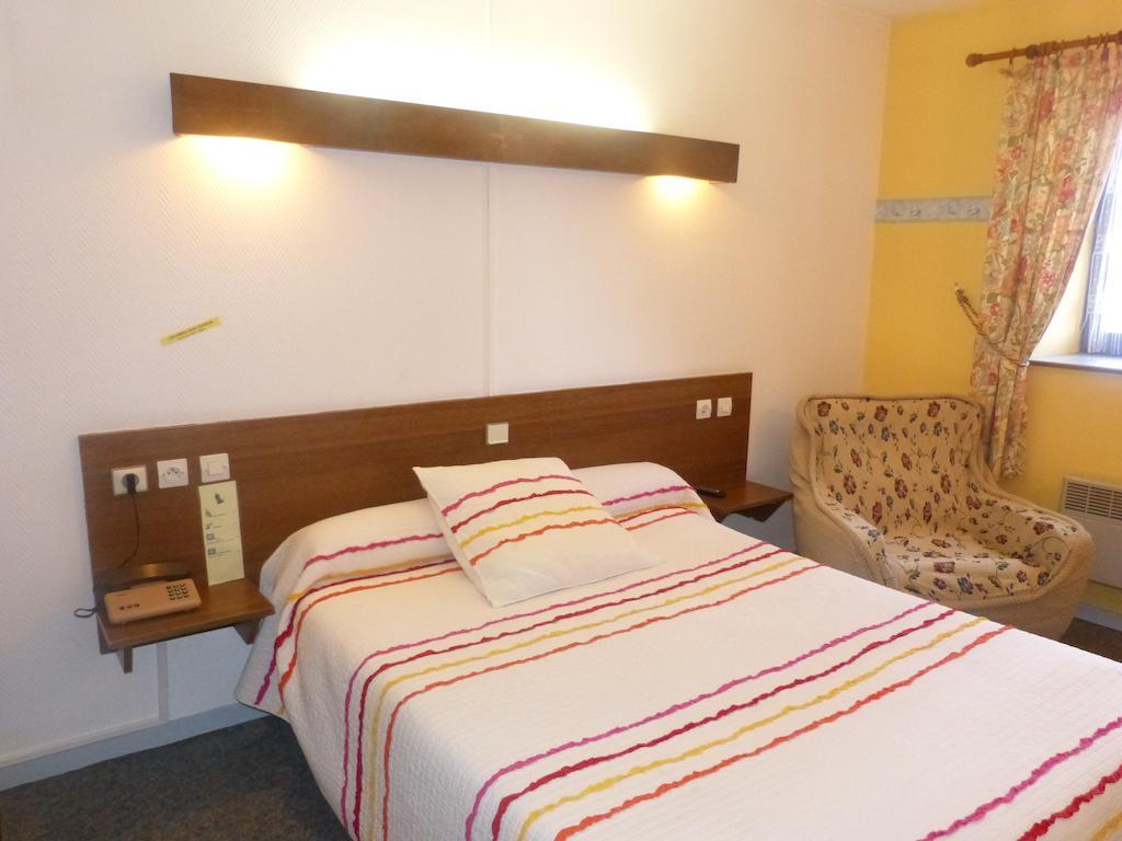 Hotel Du Donjon Champlitte-et-le-Prelot Ngoại thất bức ảnh