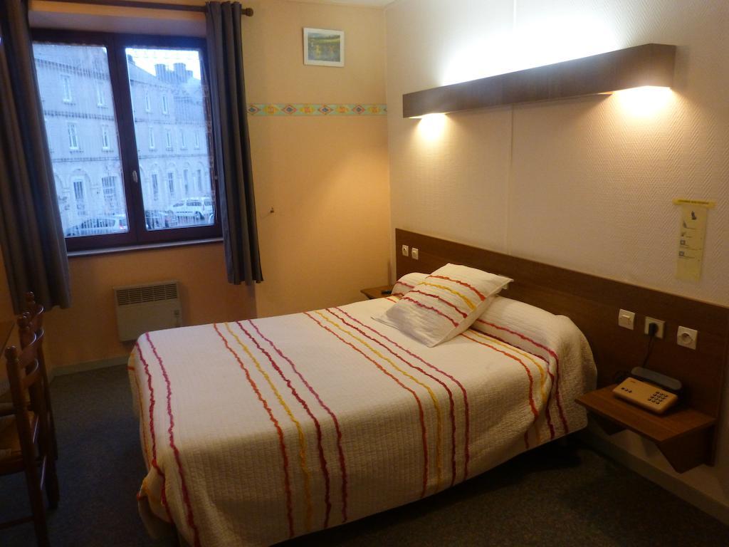 Hotel Du Donjon Champlitte-et-le-Prelot Ngoại thất bức ảnh