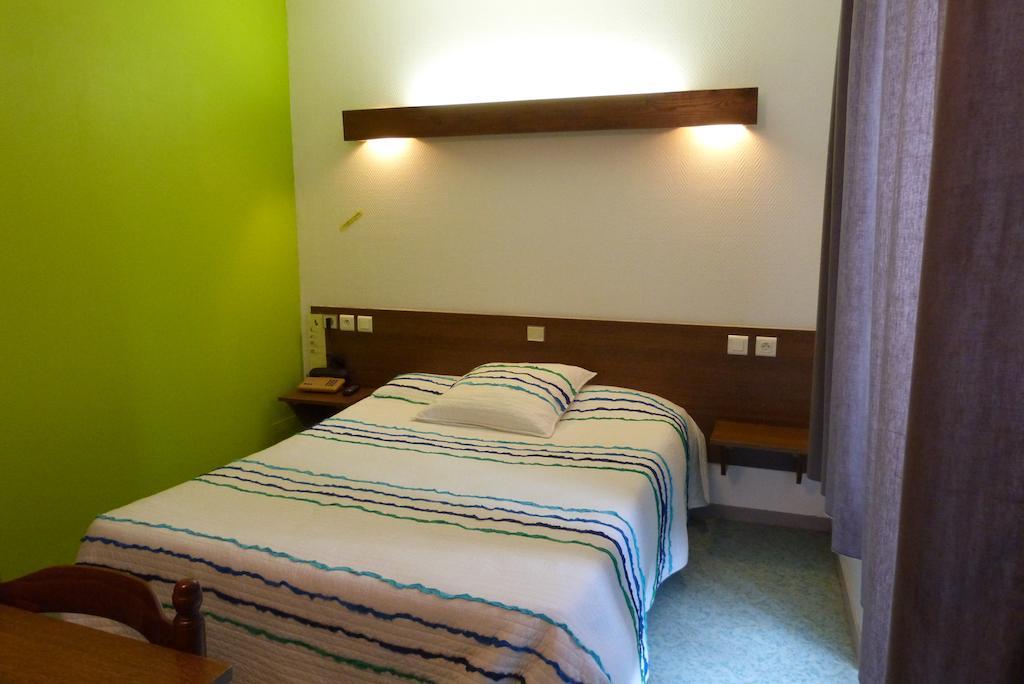 Hotel Du Donjon Champlitte-et-le-Prelot Ngoại thất bức ảnh
